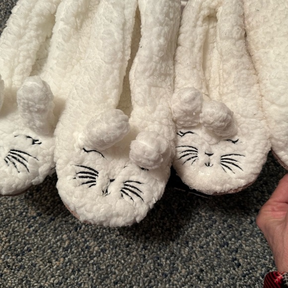 crown & ivy Accessories - NWT : SET: Mommy & Me Slipper Set